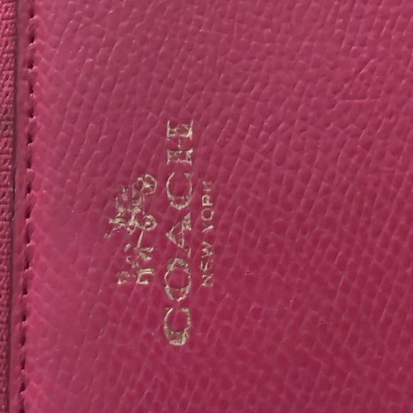 Coach Pink Leather Continental Wallet - Picture 6 of 12